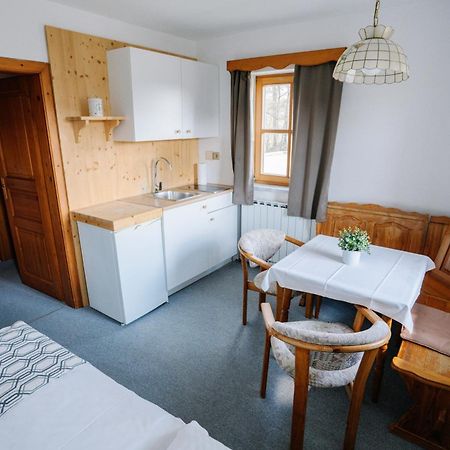 Guesthouse Jelenov Greben Podcetrtek Esterno foto