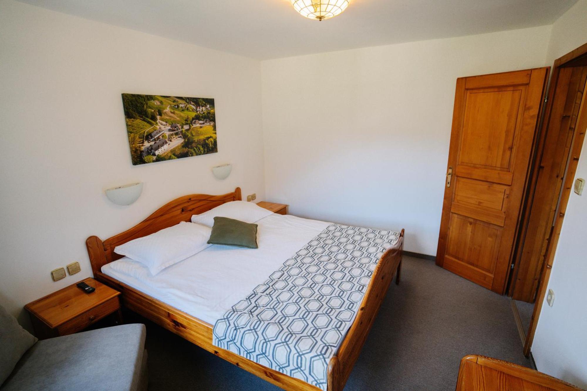 Guesthouse Jelenov Greben Podcetrtek Esterno foto