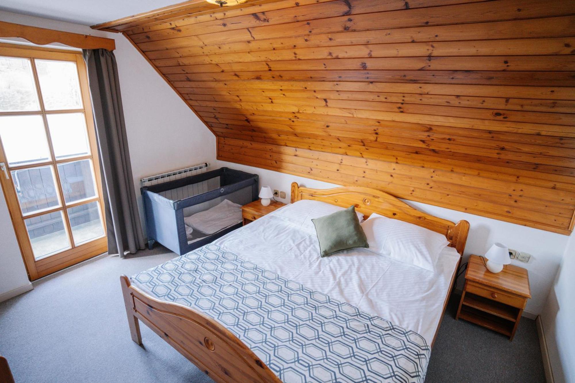 Guesthouse Jelenov Greben Podcetrtek Esterno foto
