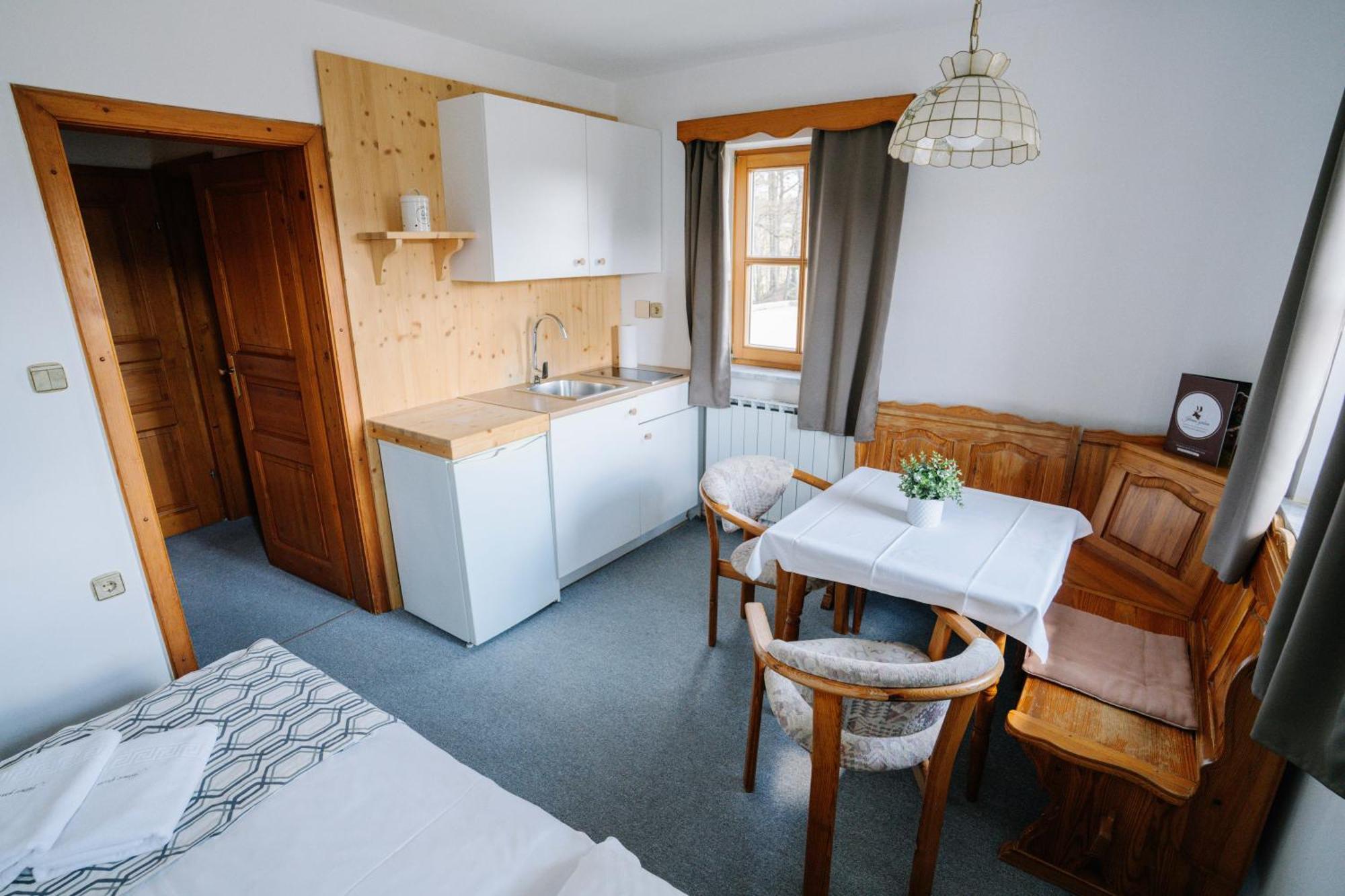 Guesthouse Jelenov Greben Podcetrtek Esterno foto