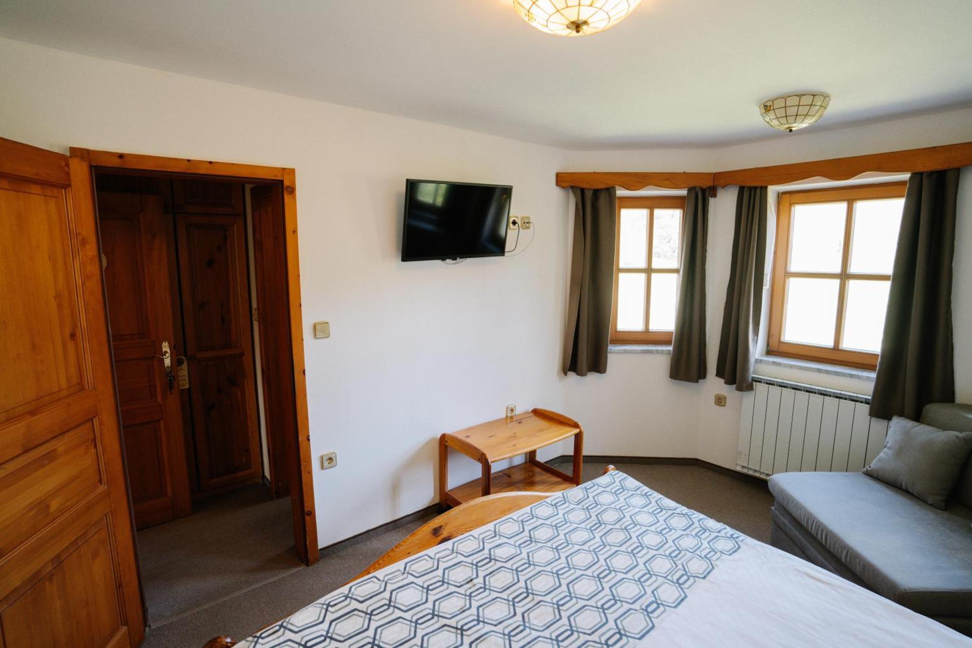 Guesthouse Jelenov Greben Podcetrtek Esterno foto